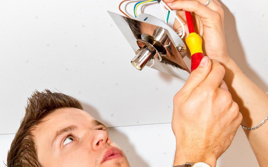 recherche électricien bâtiment Orsay