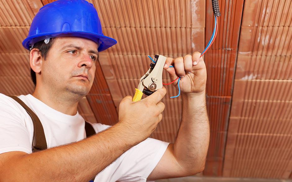 besoin d'un électricien Paris 9